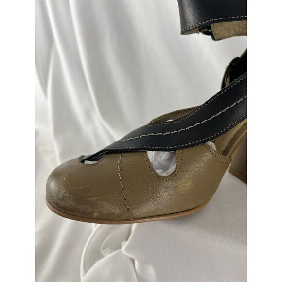 Fly London Fly Girl Block Heel Taupe & Black Leather Shoes - Picture 9 of 16